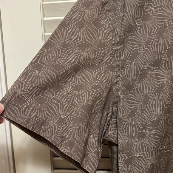 14. Billy Reid Murphy Mens Dress Shirt in Olive - Picture 6 of 17